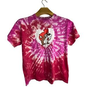 Buc-ee's Valentines TShirt "follow you heart" VW Beetle women's large